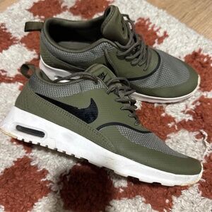 Olive green womens nike shoes